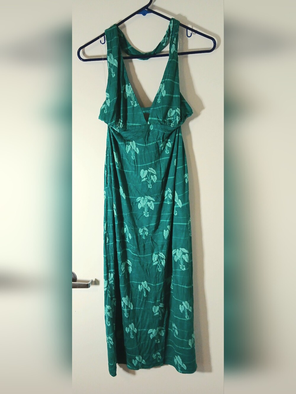 Hawaiian Kalo Print Maxi Dress